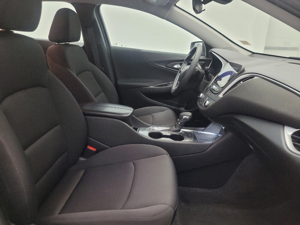 2023 Chevrolet Malibu in Glendale, AZ 85301 - 18140462 21