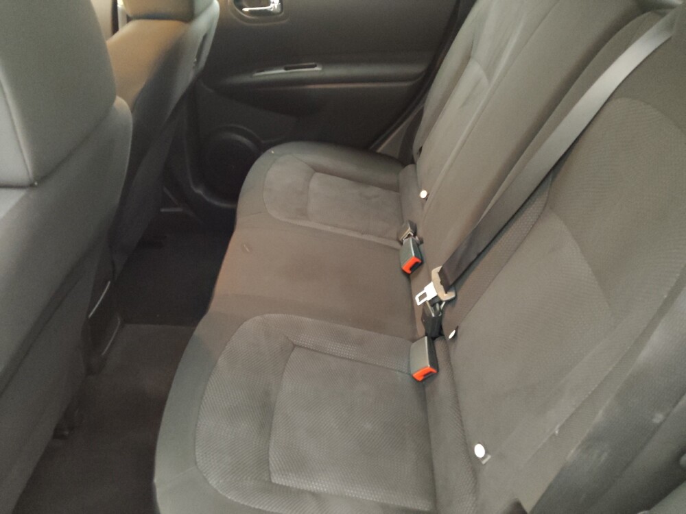 2015 Nissan Rogue in Tampa, FL 33619 - 18140467 18