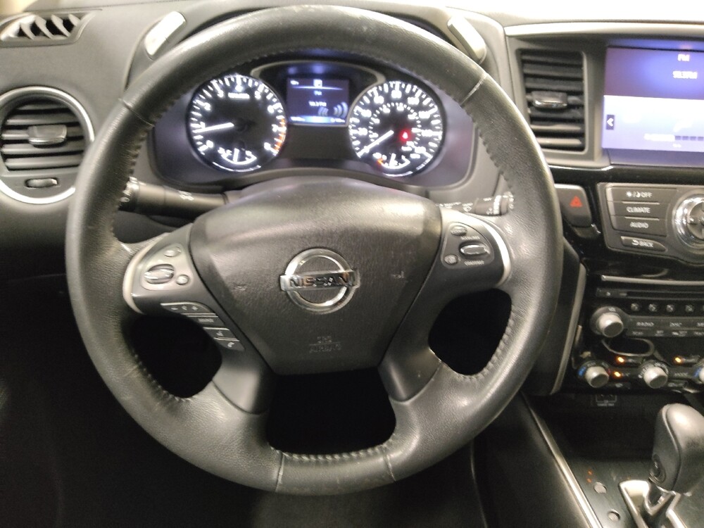 2018 Nissan Pathfinder in Pensacola, FL 32505 - 18140469 22