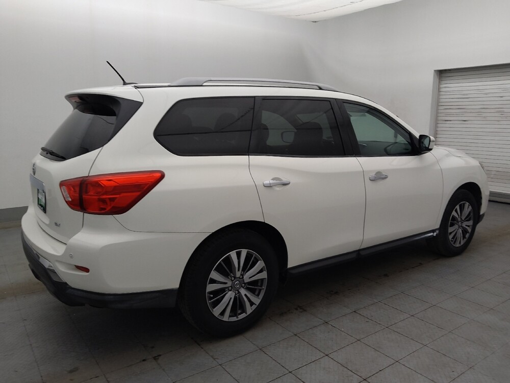 2018 Nissan Pathfinder in Pensacola, FL 32505 - 18140469 10