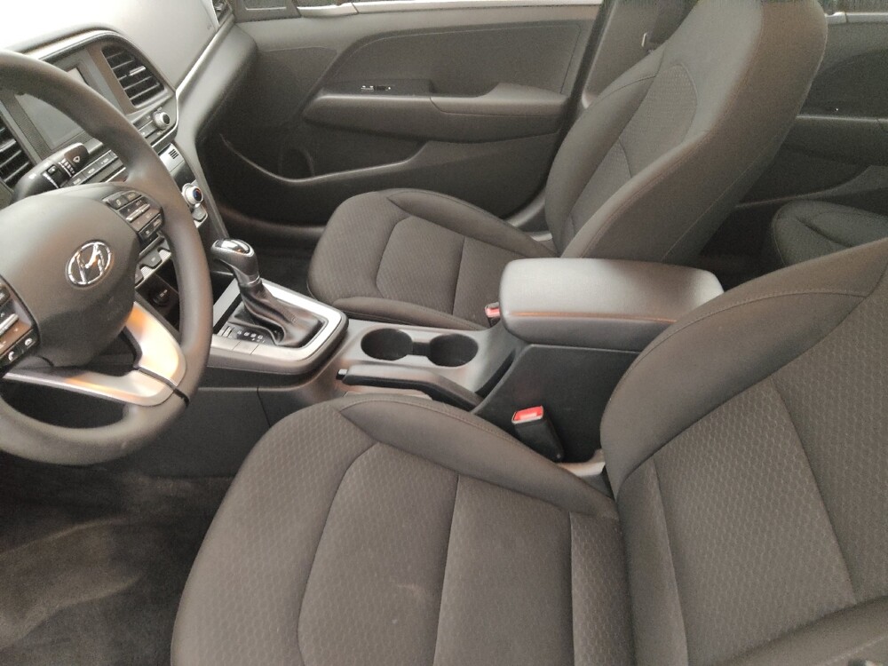 2020 Hyundai Elantra in Pensacola, FL 32505 - 18140471 17