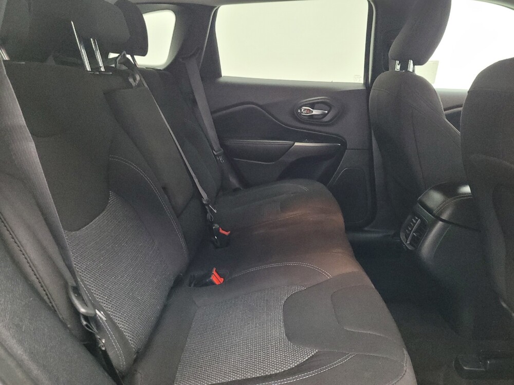 2020 Jeep Cherokee in Las Vegas, NV 89102 - 18140483 19