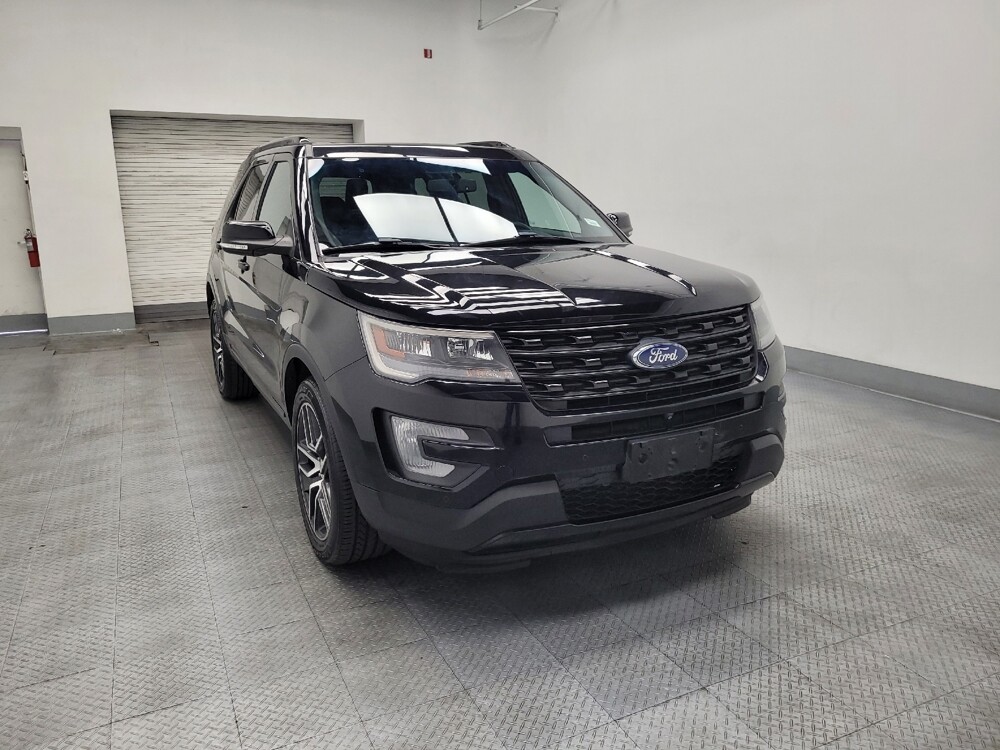 2017 Ford Explorer in Las Vegas, NV 89104 - 18140484 13