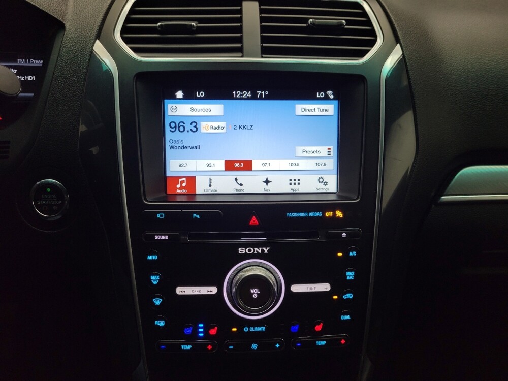 2017 Ford Explorer in Las Vegas, NV 89104 - 18140484 25