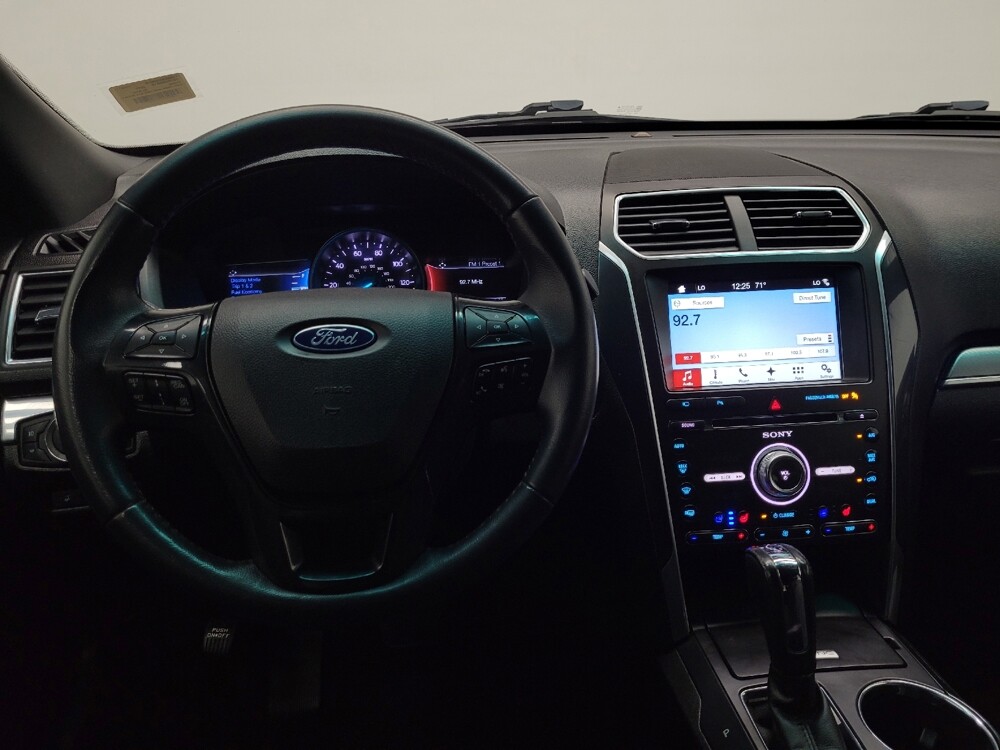 2017 Ford Explorer in Las Vegas, NV 89104 - 18140484 22