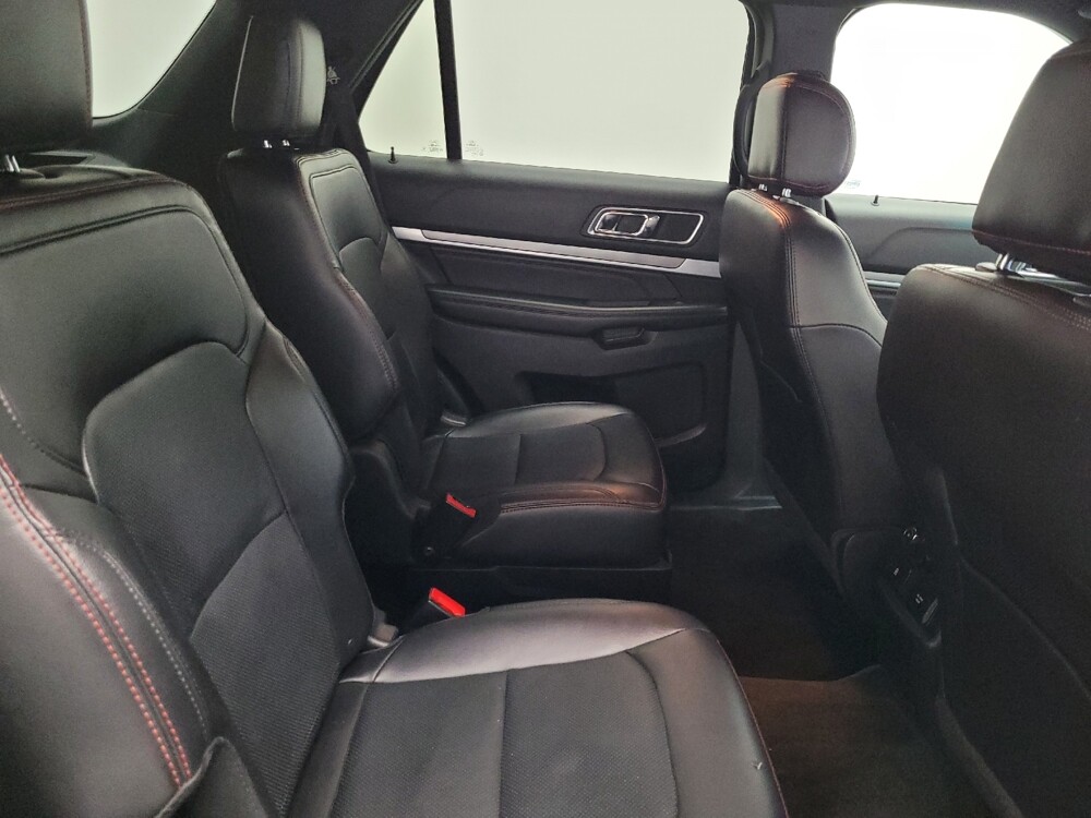 2017 Ford Explorer in Las Vegas, NV 89104 - 18140484 19
