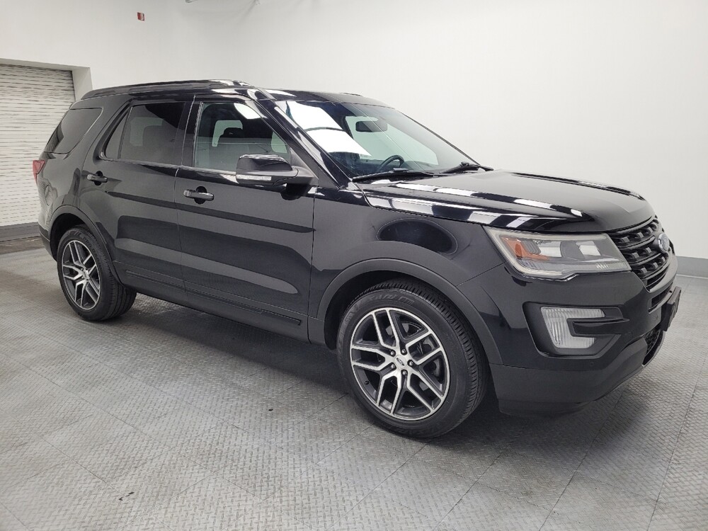 2017 Ford Explorer in Las Vegas, NV 89104 - 18140484 11