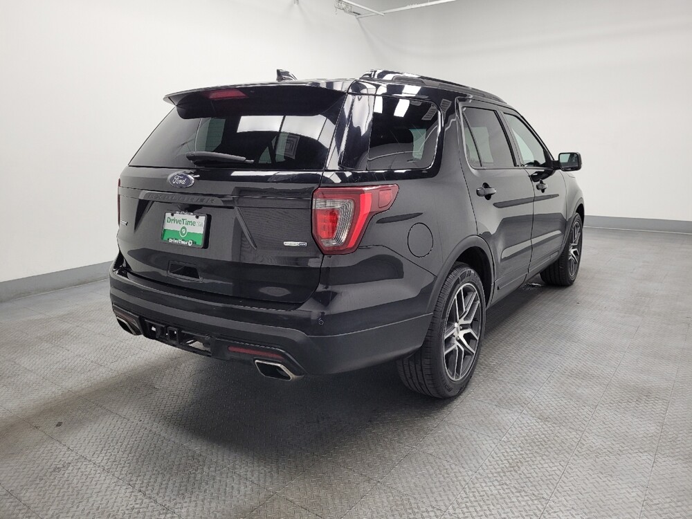 2017 Ford Explorer in Las Vegas, NV 89104 - 18140484 9