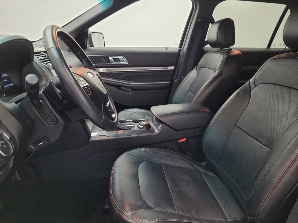 2017 Ford Explorer in Las Vegas, NV 89104 - 18140484 17