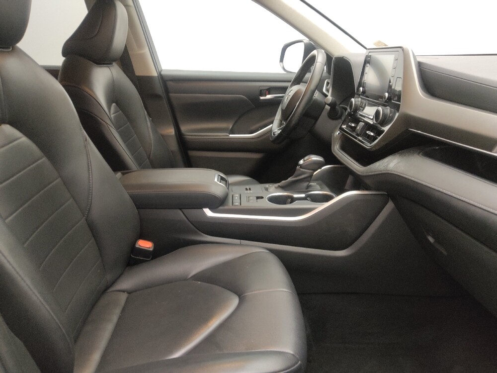 2020 Toyota Highlander in West Palm Beach, FL 33409 - 18140496 21