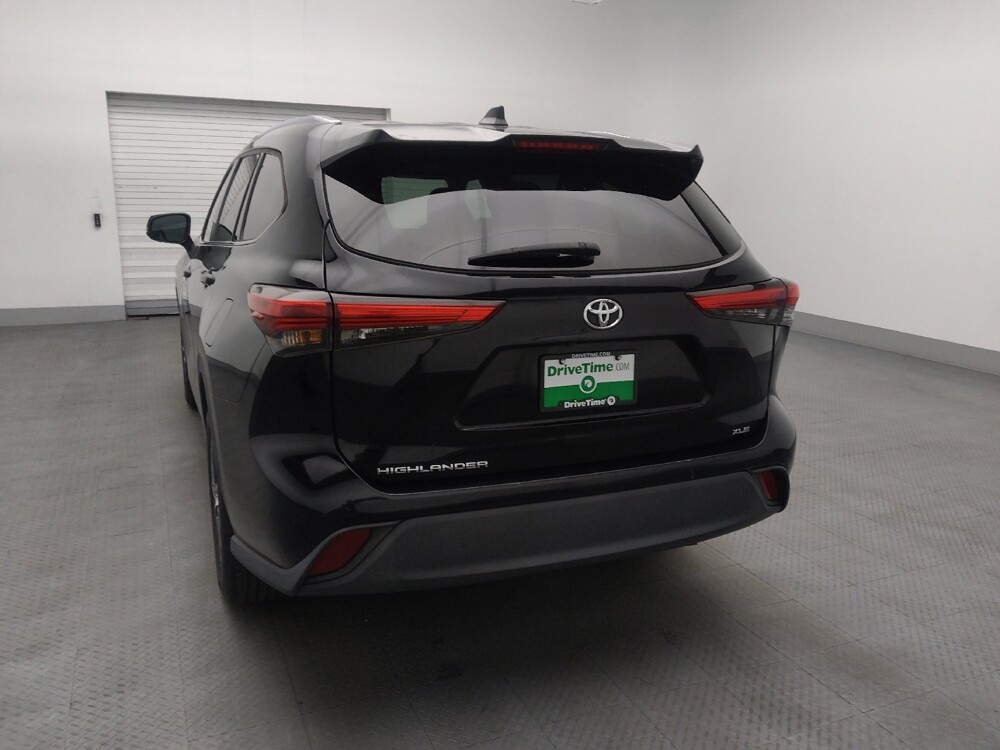 2020 Toyota Highlander in West Palm Beach, FL 33409 - 18140496 6