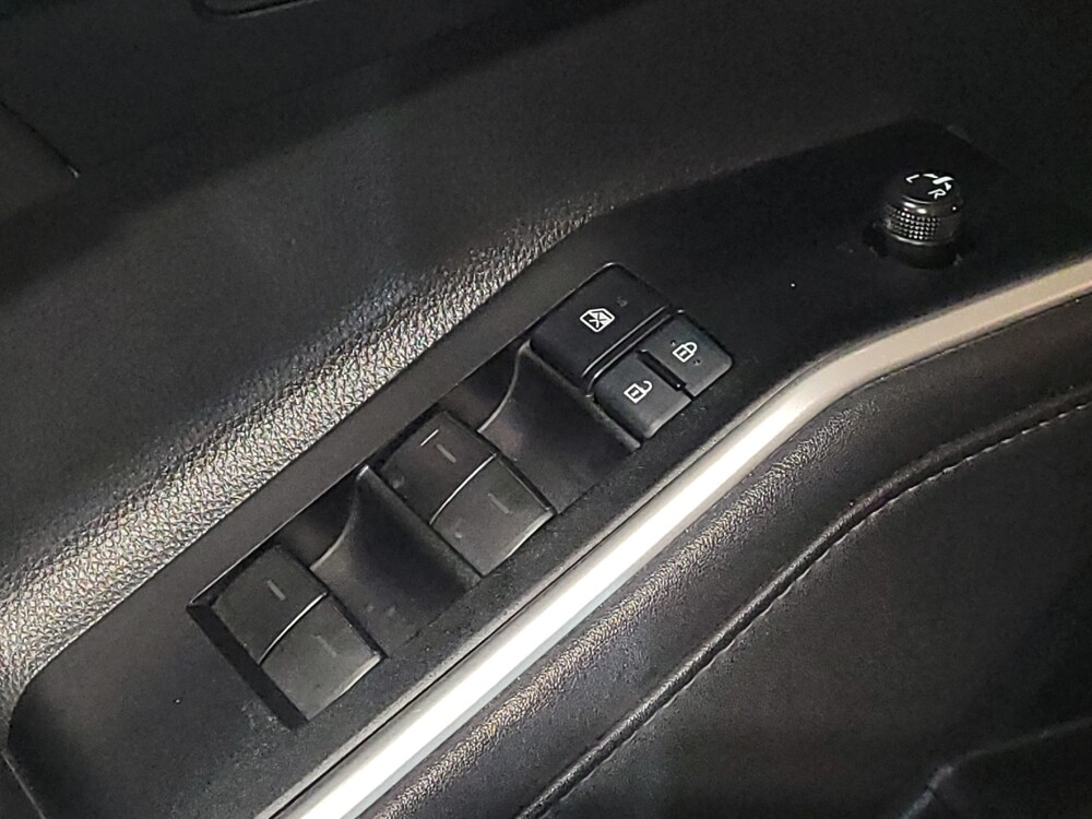 2020 Toyota Highlander in West Palm Beach, FL 33409 - 18140496 27