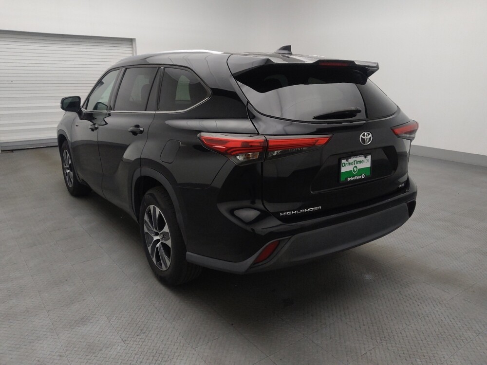 2020 Toyota Highlander in West Palm Beach, FL 33409 - 18140496 5