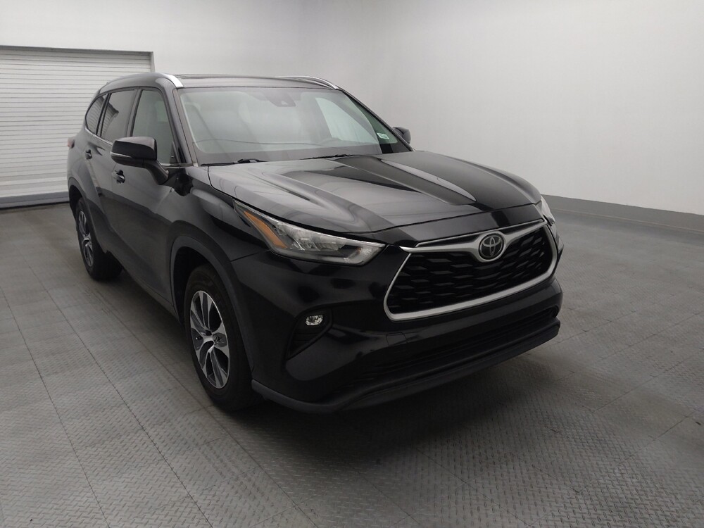 2020 Toyota Highlander in West Palm Beach, FL 33409 - 18140496 13