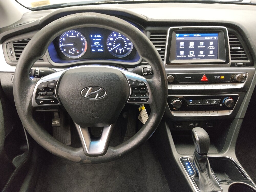 2019 Hyundai Sonata in Gainesville, FL 32609 - 18140497 22