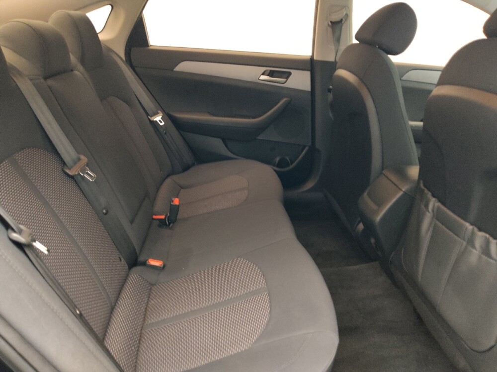 2019 Hyundai Sonata in Gainesville, FL 32609 - 18140497 19