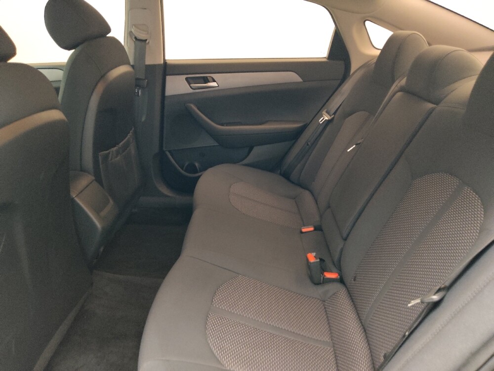2019 Hyundai Sonata in Gainesville, FL 32609 - 18140497 18