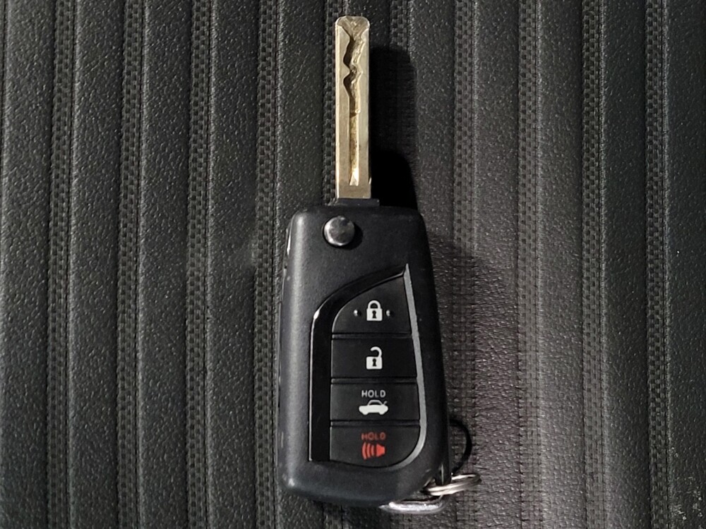 2022 Toyota Camry in Salem, VA 24153 - 18140507 32