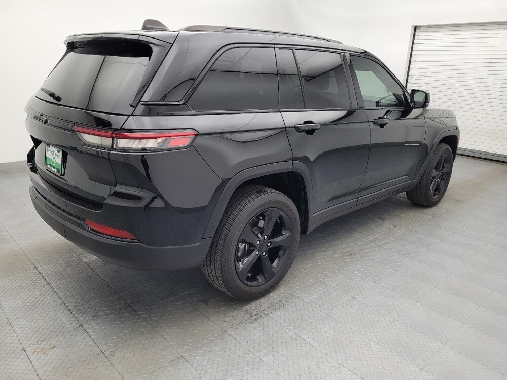 2023 Jeep Grand Cherokee in Greenville, SC 29607 - 18140523 10