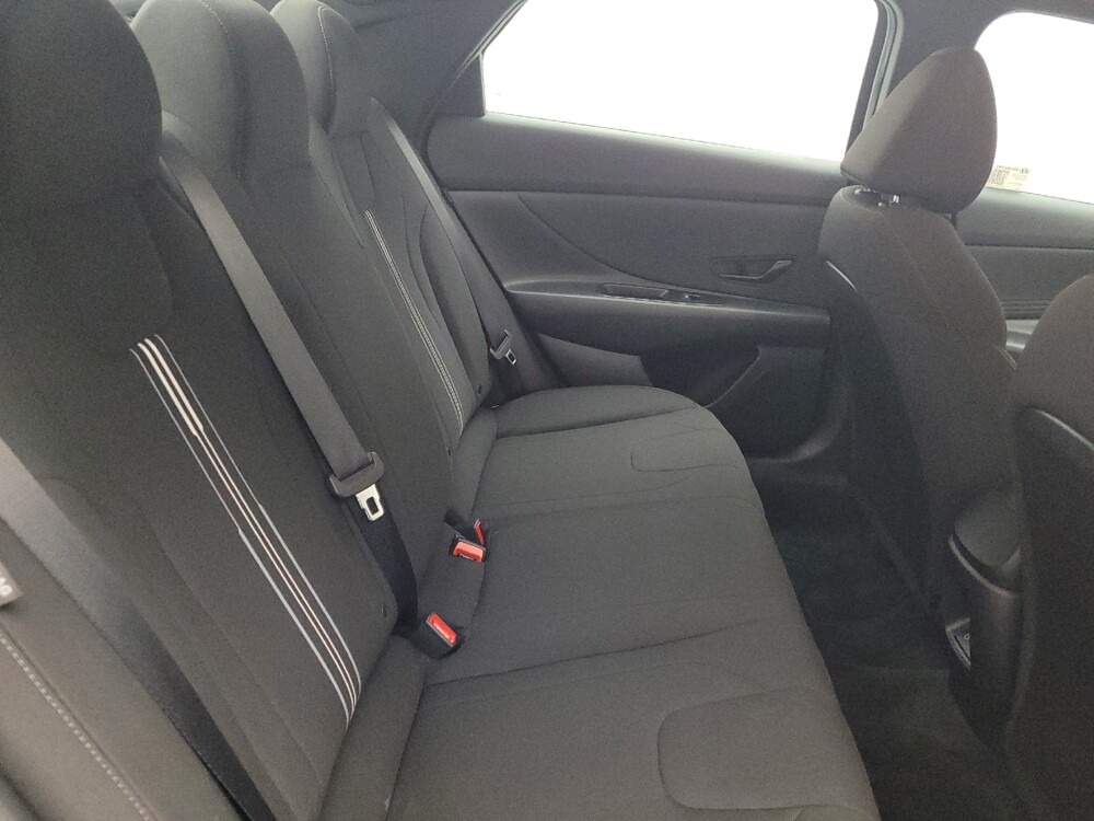 2025 Hyundai Elantra in Greenville, NC 27834 - 18140526 19