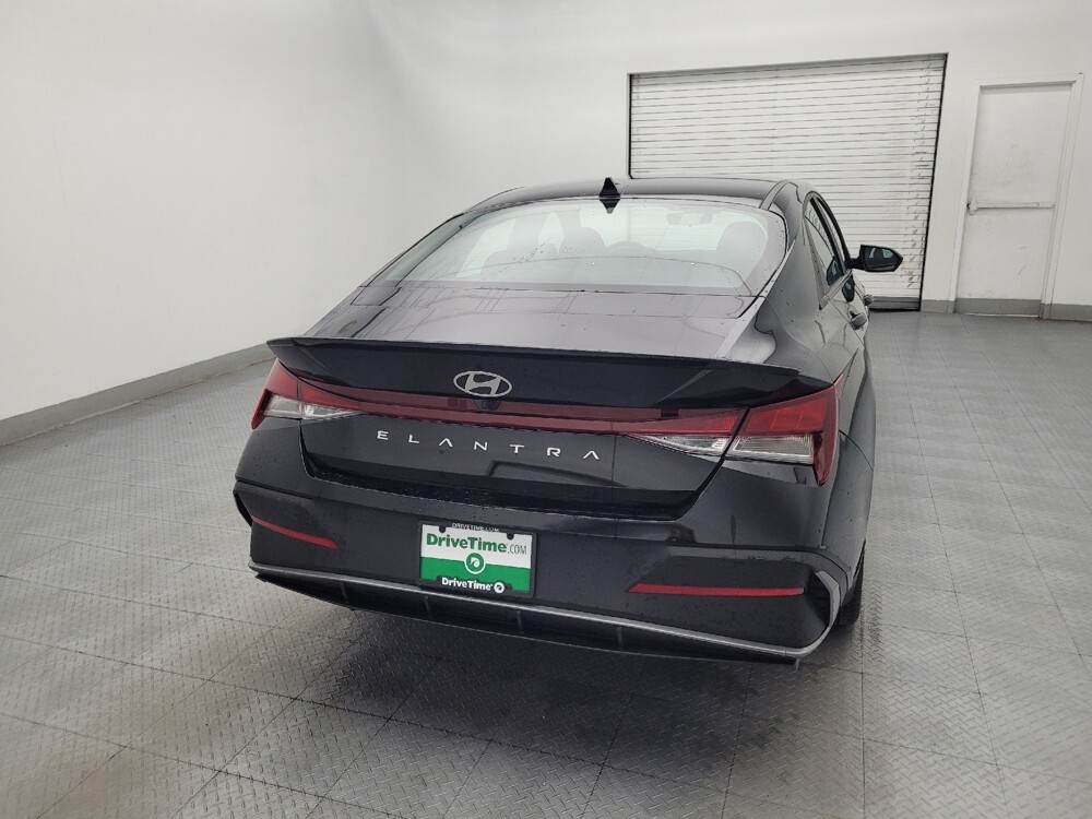 2025 Hyundai Elantra in Greenville, NC 27834 - 18140526 7