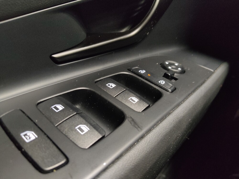 2025 Hyundai Elantra in Greenville, NC 27834 - 18140526 27