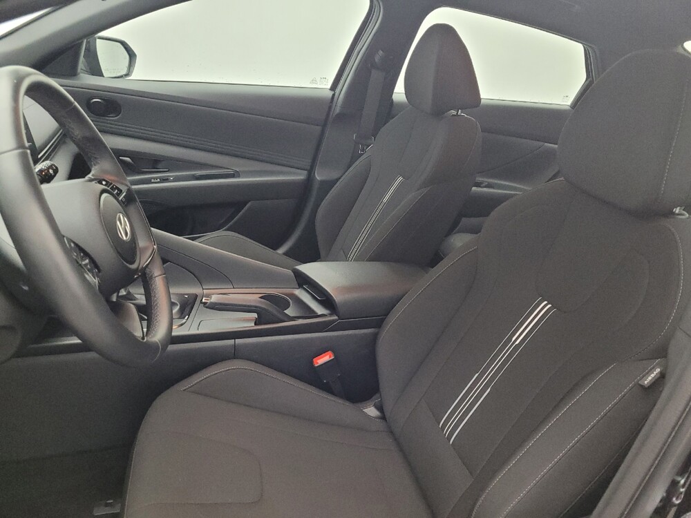 2025 Hyundai Elantra in Greenville, NC 27834 - 18140526 17