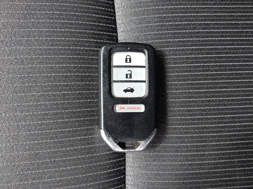 2021 Honda Accord in Salem, VA 24153 - 18140527 32
