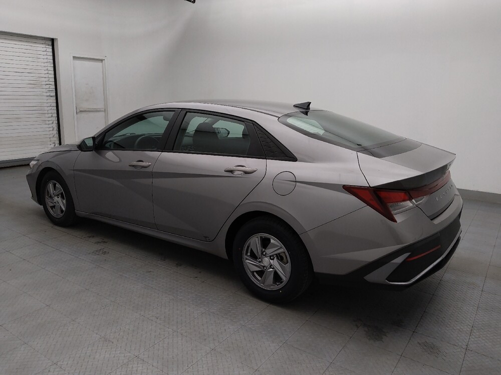 2024 Hyundai Elantra in Greenville, NC 27834 - 18140529 3