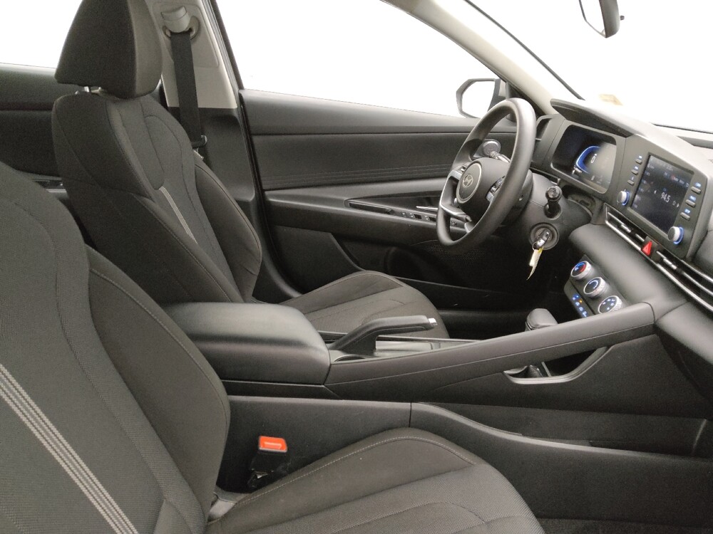 2024 Hyundai Elantra in Greenville, NC 27834 - 18140529 21