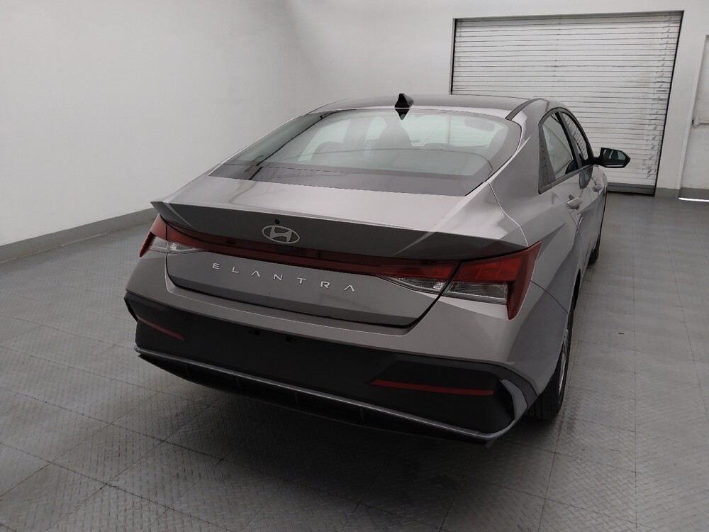 2024 Hyundai Elantra in Greenville, NC 27834 - 18140529 7