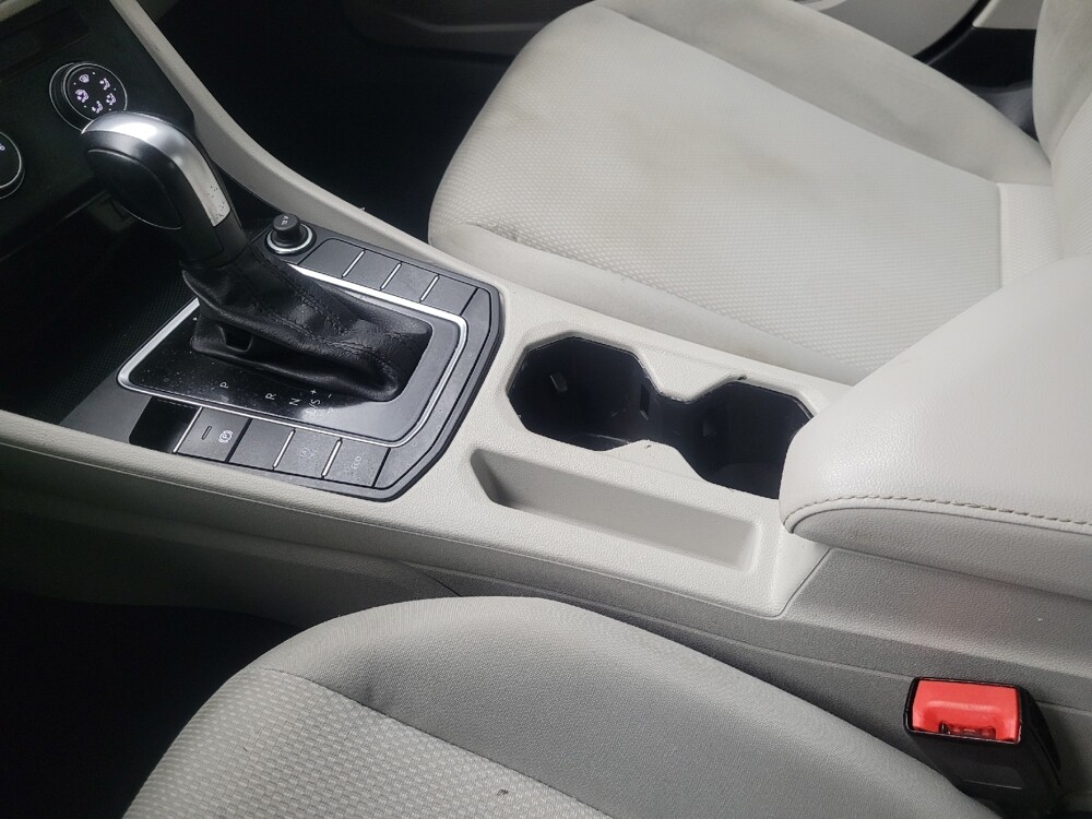 2020 Volkswagen Jetta in Madison, TN 37115 - 18140532 26