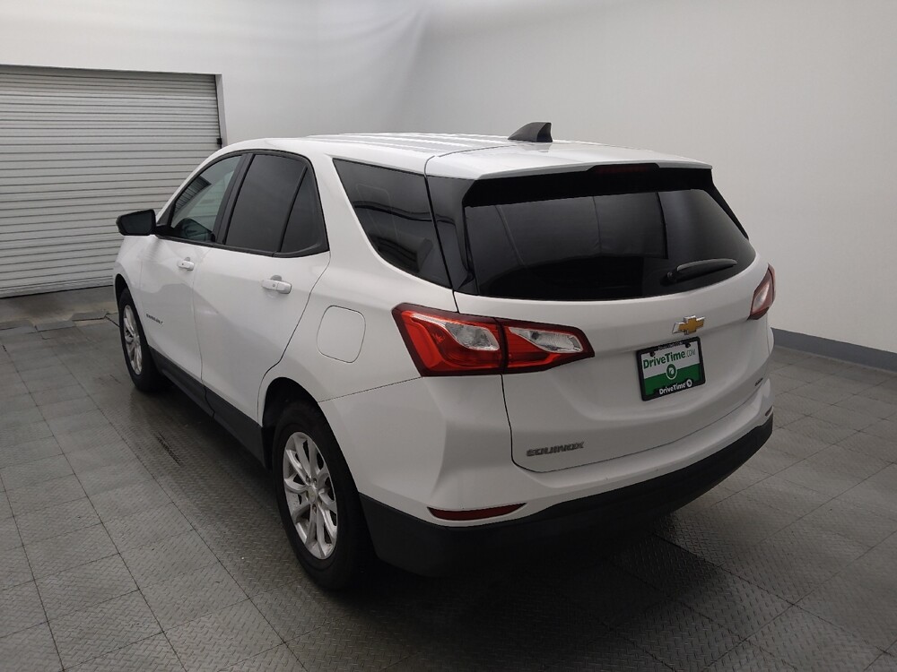 2019 Chevrolet Equinox in Live Oak, TX 78233 - 18140547 5