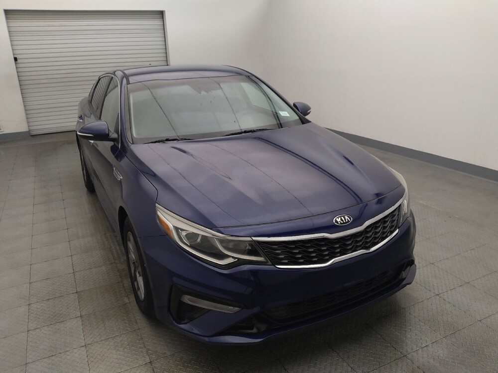 2020 Kia Optima in Live Oak, TX 78233 - 18140552 14
