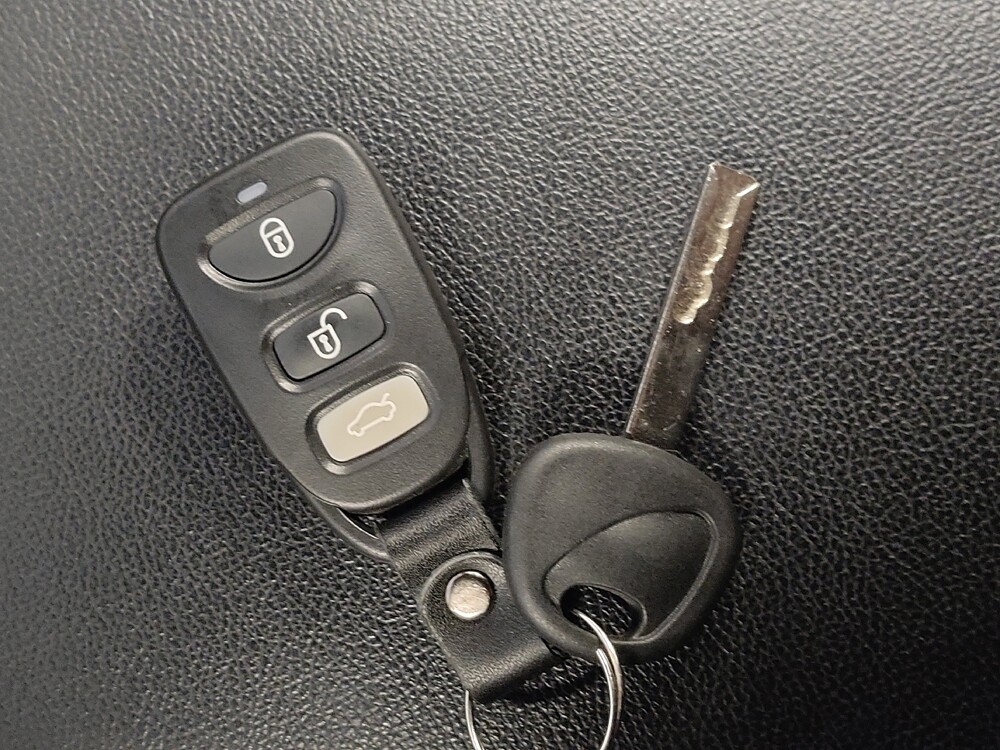 2020 Kia Optima in Live Oak, TX 78233 - 18140552 32