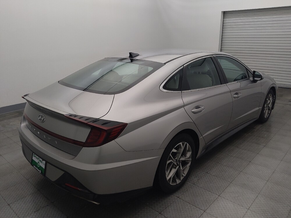 2021 Hyundai Sonata in San Antonio, TX 78238 - 18140553 9