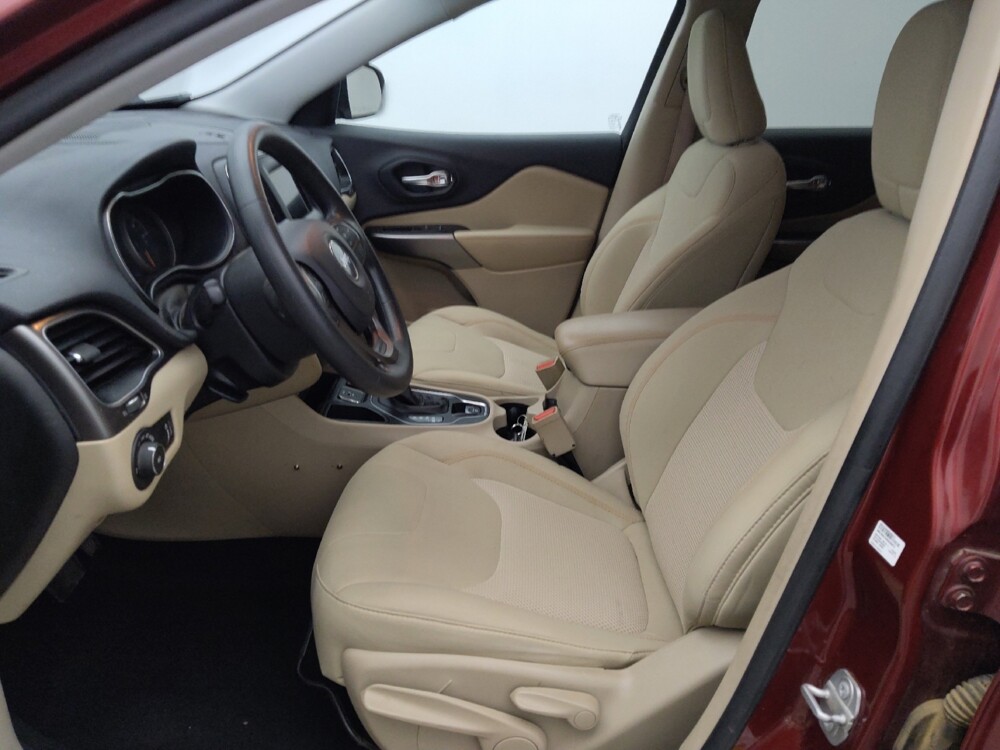 2019 Jeep Cherokee in Houston, TX 77074 - 18140558 17