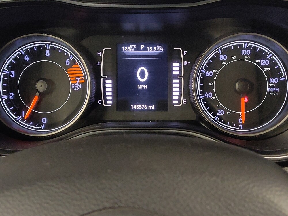 2019 Jeep Cherokee in Houston, TX 77074 - 18140558 23
