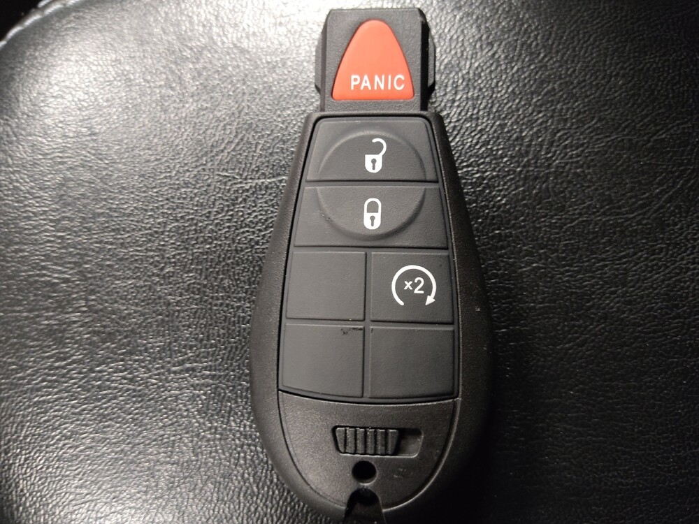 2020 Jeep Cherokee in Tyler, TX 75701 - 18140559 32