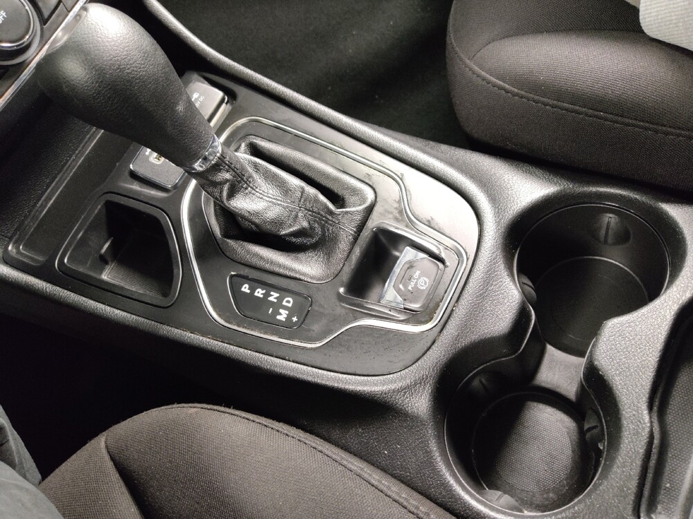 2020 Jeep Cherokee in Tyler, TX 75701 - 18140559 26