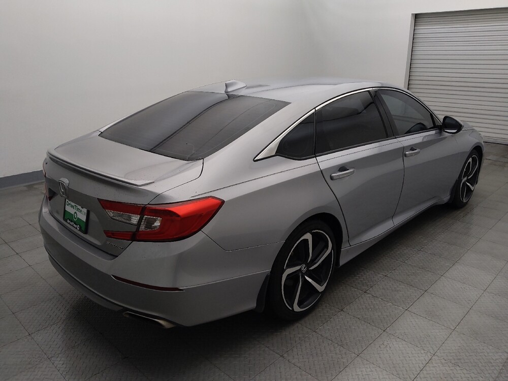 2018 Honda Accord in Live Oak, TX 78233 - 18140562 9