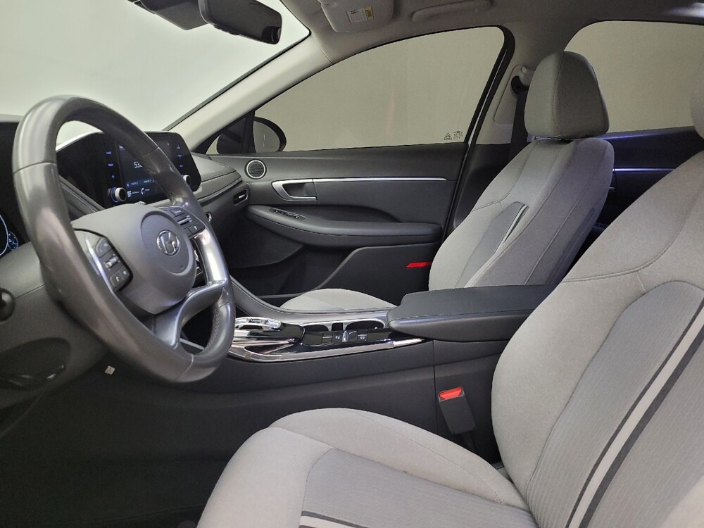 2021 Hyundai Sonata in Miamisburg, OH 45342 - 18140571 17