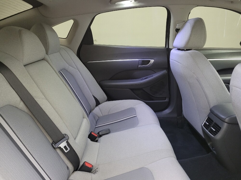 2021 Hyundai Sonata in Miamisburg, OH 45342 - 18140571 19