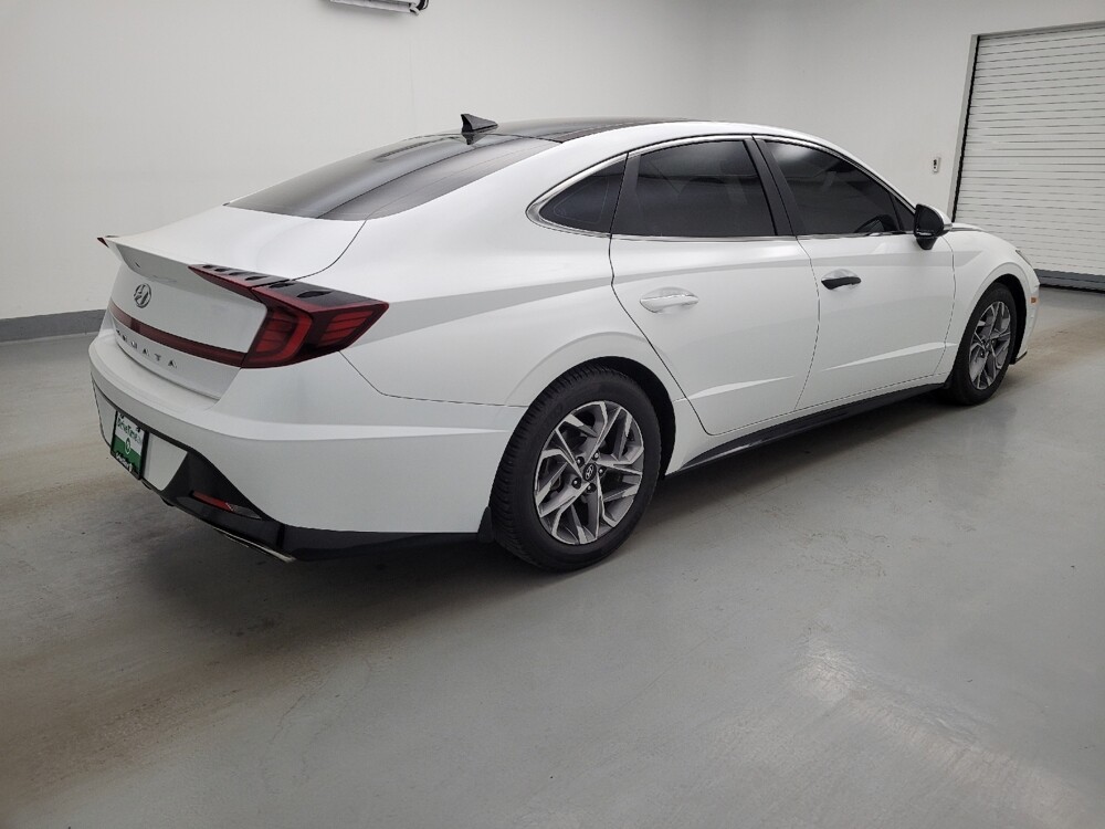 2021 Hyundai Sonata in Miamisburg, OH 45342 - 18140571 10