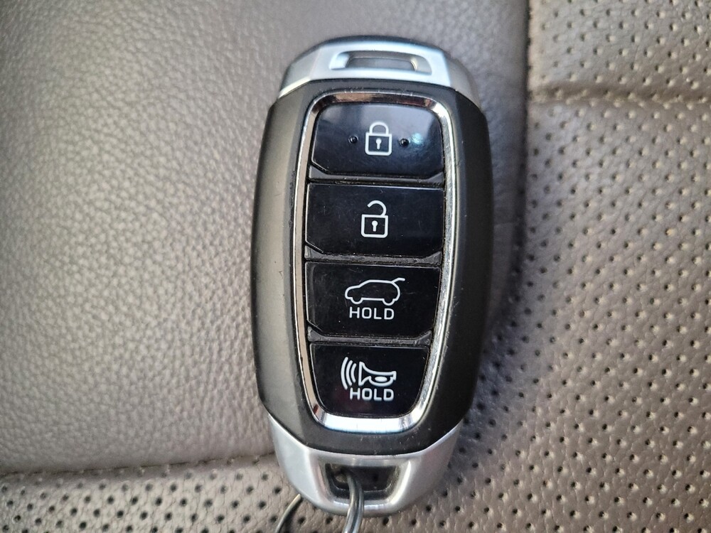 2019 Hyundai Santa Fe in Maple Heights, OH 44137 - 18140572 32