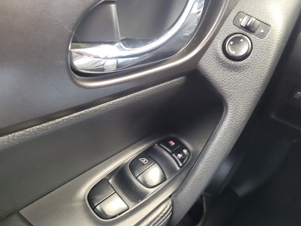 2014 Nissan Rogue in Maple Heights, OH 44137 - 18140574 27