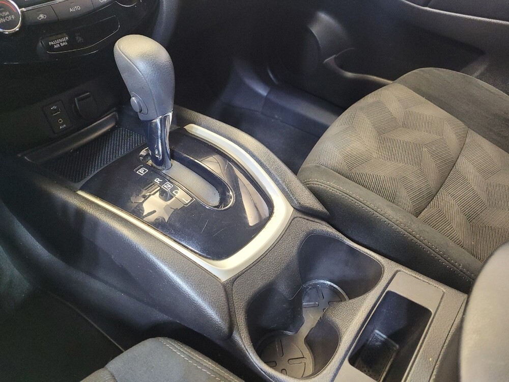 2014 Nissan Rogue in Maple Heights, OH 44137 - 18140574 26