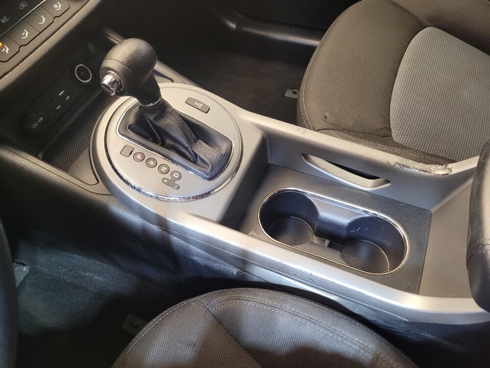 2015 Kia Sportage in Maple Heights, OH 44137 - 18140577 26