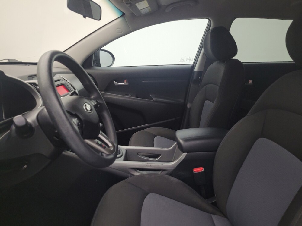 2015 Kia Sportage in Maple Heights, OH 44137 - 18140577 17