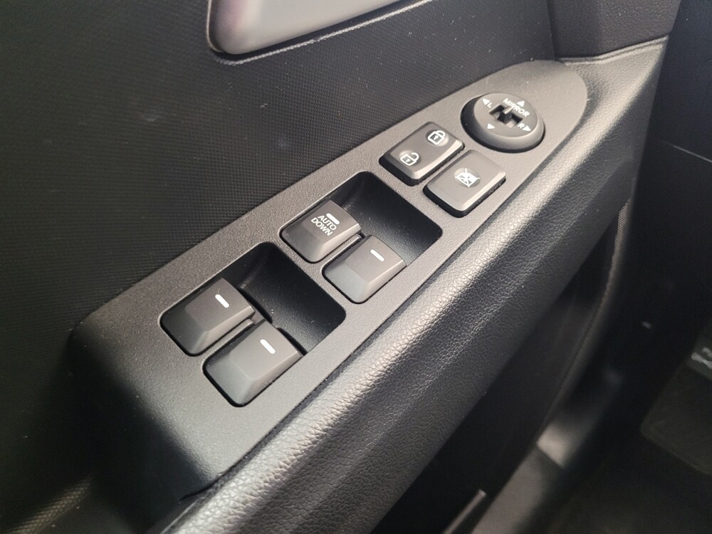 2015 Kia Sportage in Maple Heights, OH 44137 - 18140577 27